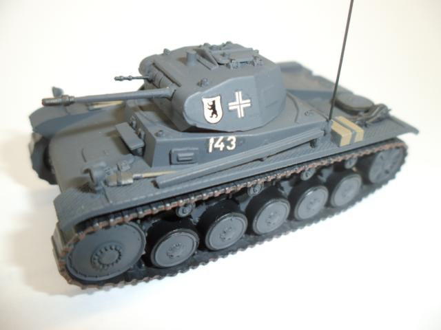 b) Panzer II Ausf.c