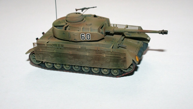 Panzer IV Ausf.J mit Thoma-Schürzen