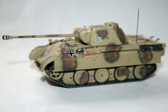 c)Panther Ausf.D 3 Prod.-Serie