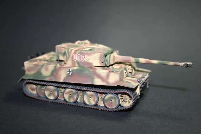 e) Tiger Ausf.E mittlere Prod.